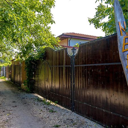 Neata Vama Veche Hotel Exterior photo