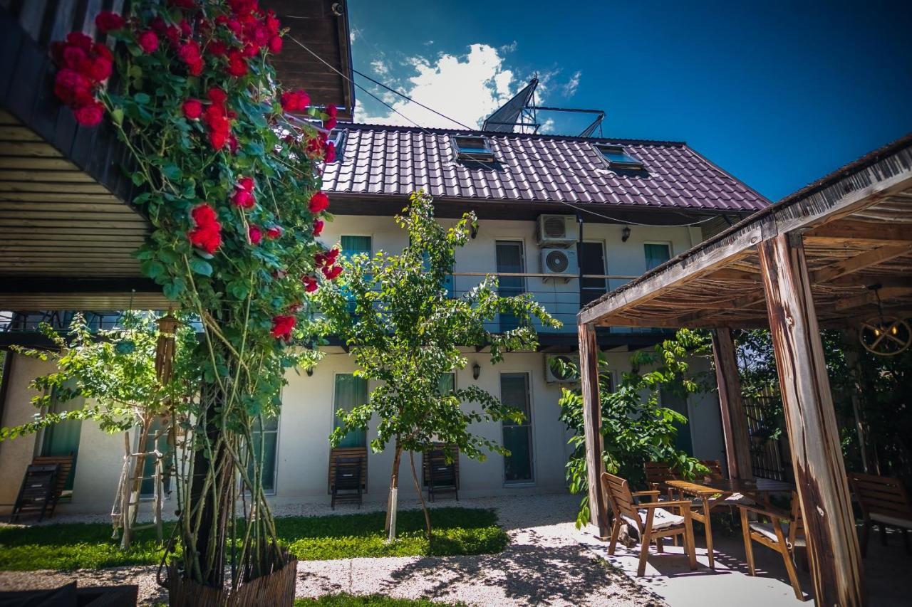 Neata Vama Veche Hotel Exterior photo