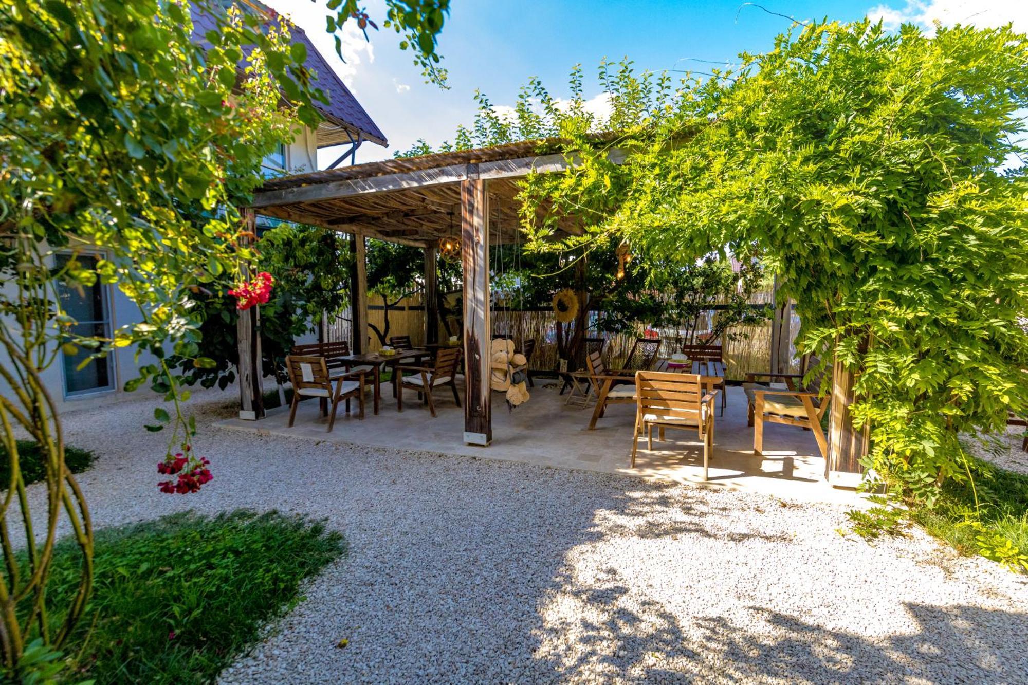 Neata Vama Veche Hotel Exterior photo